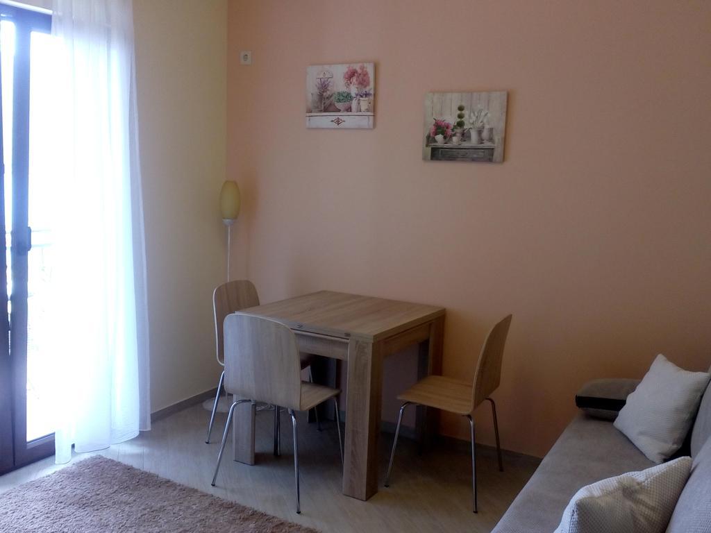 הרצג-נובי Jedro Apartmani מראה חיצוני תמונה