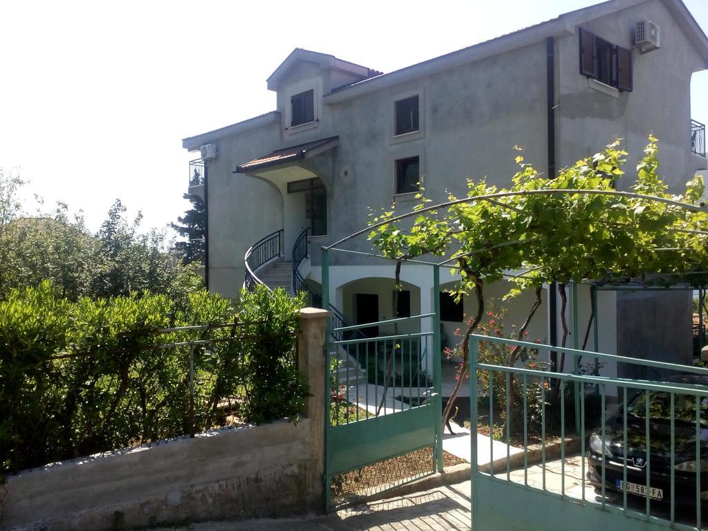 הרצג-נובי Jedro Apartmani מראה חיצוני תמונה